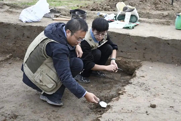 ZZU archaeology students unearth past, forge future